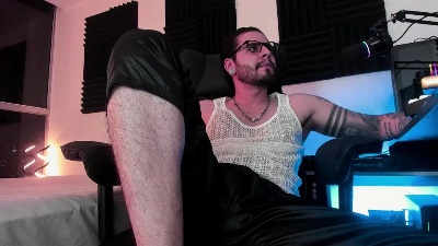 _Elon_coxx_ live cam on Cam4