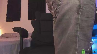 _Elon_coxx_ live cam on Cam4