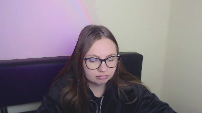 _LiliaFendi live cam on Cam4