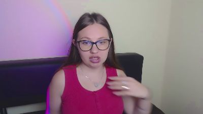 _LiliaFendi live cam on Cam4
