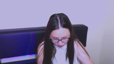 _LiliaFendi live cam on Cam4