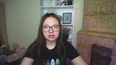 _LiliaFendi live cam on Cam4