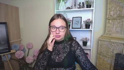_LiliaFendi live cam on Cam4