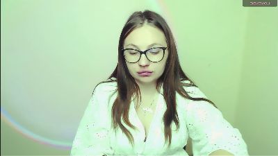 _LiliaFendi live cam on Cam4