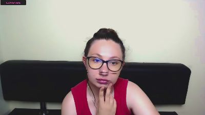 _LiliaFendi live cam on Cam4