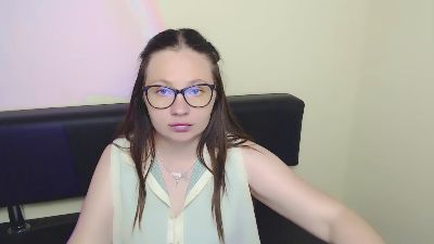 _LiliaFendi live cam on Cam4