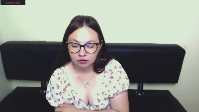 _LiliaFendi live cam on Cam4