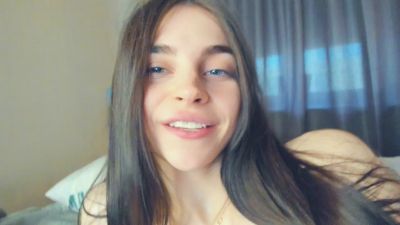 _MarryHow_ live cam on Cam4