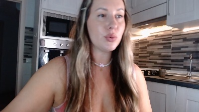 _Mona_ live cam on Cam4