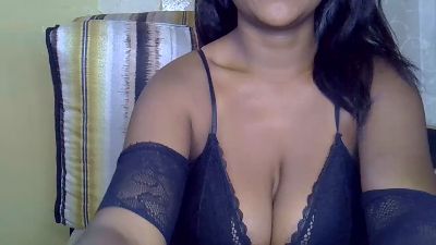 _Nohemia_ live cam on Cam4