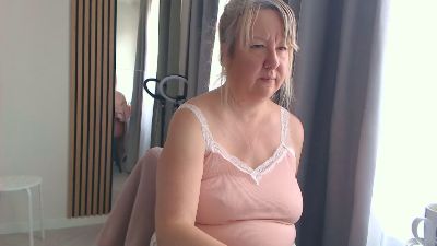 _YourAngel live cam on Cam4