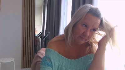_YourAngel live cam on Cam4