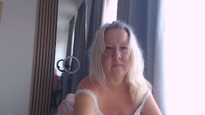 _YourAngel live cam on Cam4