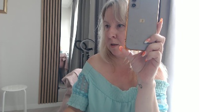 _YourAngel live cam on Cam4