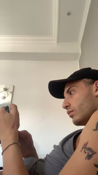 __Matteo_ live cam on Cam4