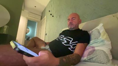 __Maximiliano__ live cam on Cam4