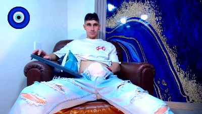 ___SKYLER____ live cam on Cam4