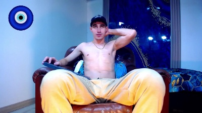 ___SKYLER____ live cam on Cam4