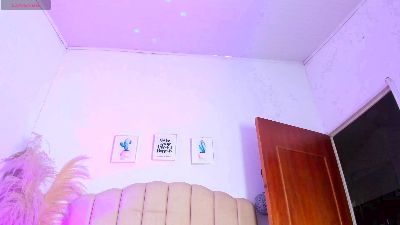 _aithanaa_ live cam on Cam4