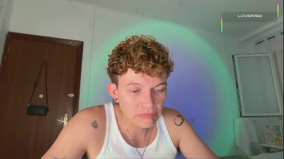_camiloandres live cam on Cam4