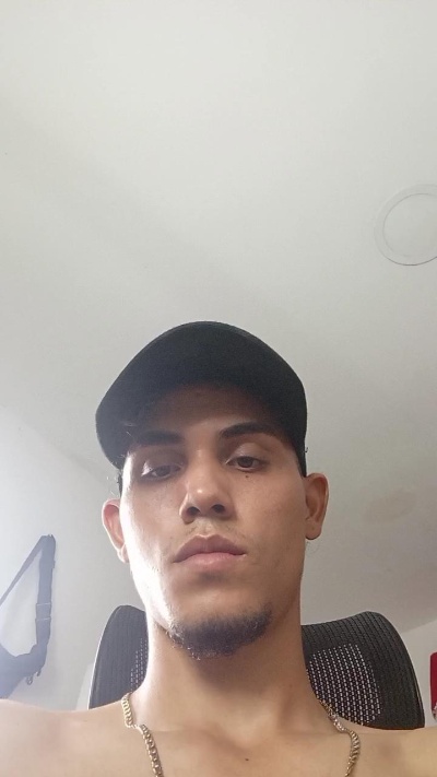 _dadybig_ live webcam model from Colombia