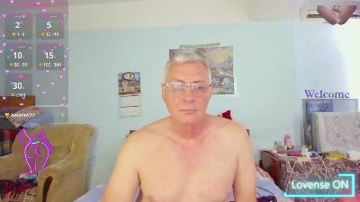 _lady_red_ live cam on Cam4
