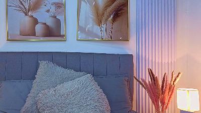 _lara1 live cam on Cam4