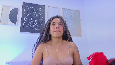 _lili_rose_ live cam on Cam4