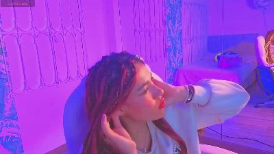 _lili_rose_ live cam on Cam4