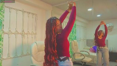 _lili_rose_ live cam on Cam4