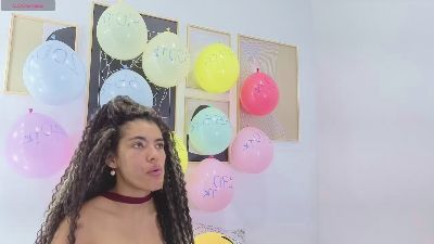 _lili_rose_ live cam on Cam4