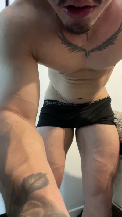 _lucas_ramos live cam on Cam4