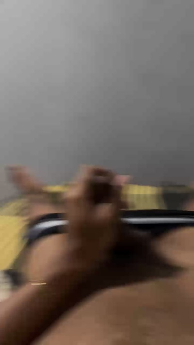 _lukas2 live cam on Cam4