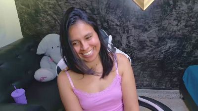 _olivia_love live cam on Cam4