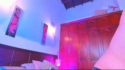_shantall_777 live cam on Cam4