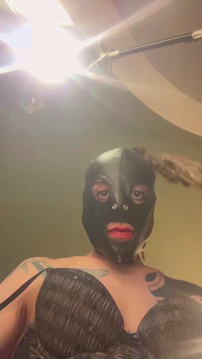 _vaccadamonta live cam on Cam4