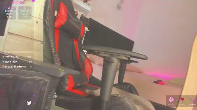 _valeriaa live cam on Cam4