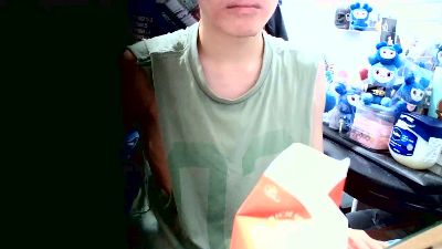 a22322270 live cam on Cam4