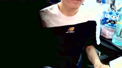 a22322270 live cam on Cam4
