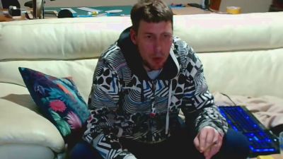 a_moure live cam on Cam4