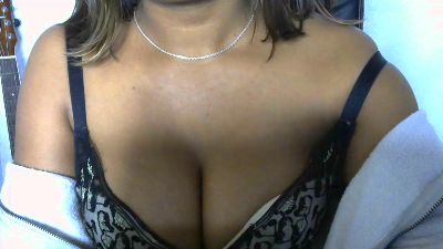 aaaah_sexy25 live cam on Cam4
