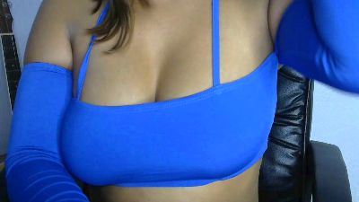 aaaah_sexy25 live cam on Cam4