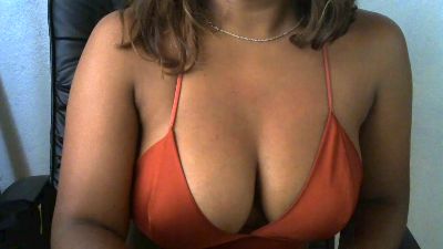 aaaah_sexy25 live cam on Cam4
