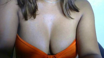 aaaah_sexy25 live cam on Cam4