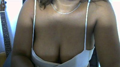 aaaah_sexy25 live cam on Cam4