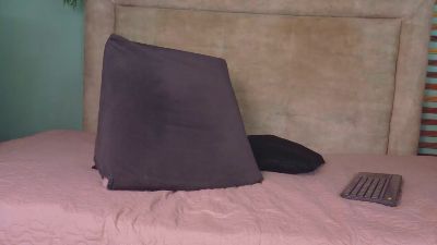 aalejo_gray live cam on Cam4