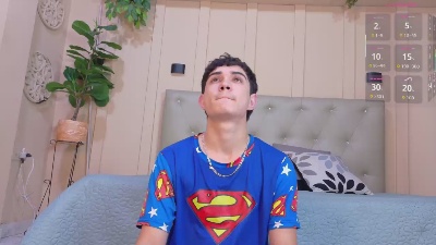 aalejo_gray live cam on Cam4