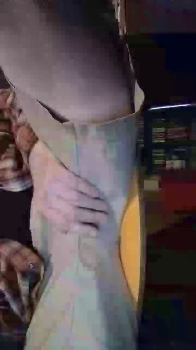 abe1977 live cam on Cam4