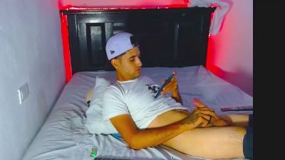 abrahamm253 live cam on Cam4