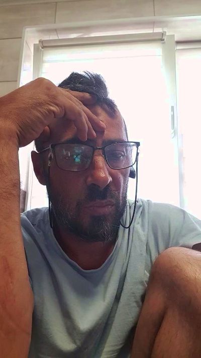 abyssboy352 live cam on Cam4